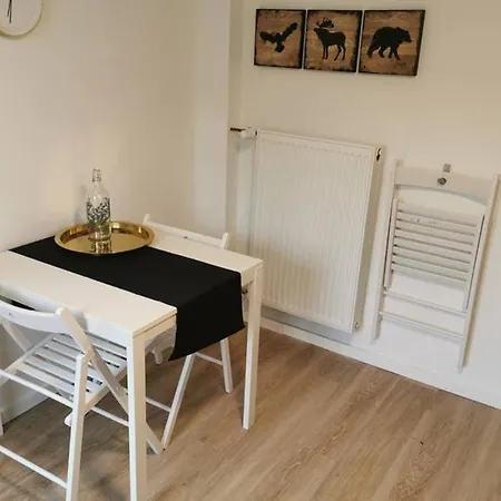 Gemuetliches Gaestehaus In Unterbach Mit 1000 Mbits Www Düsseldorf